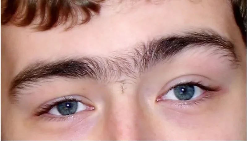 Bật mí 7 dáng chân mày phong thủy đẹp, thu hút tài lộc và vận may 5 chan may phong thuy 5 e1756436061653