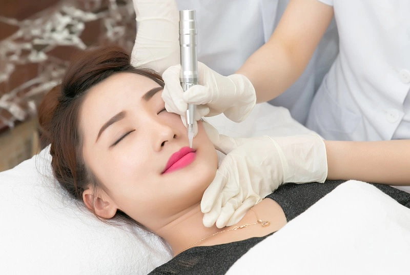 giai_dap_thac_mac_xam_moi_uong_c_sui_duoc_khong_2_8c0575941e Giải đáp thắc mắc xăm môi uống C sủi được không 2