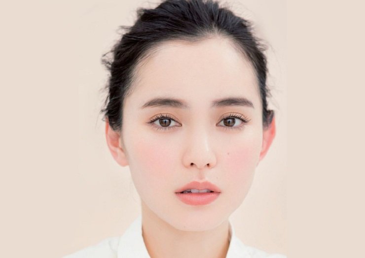 Mặt trái xoan phù hợp với mọi dáng chân mày