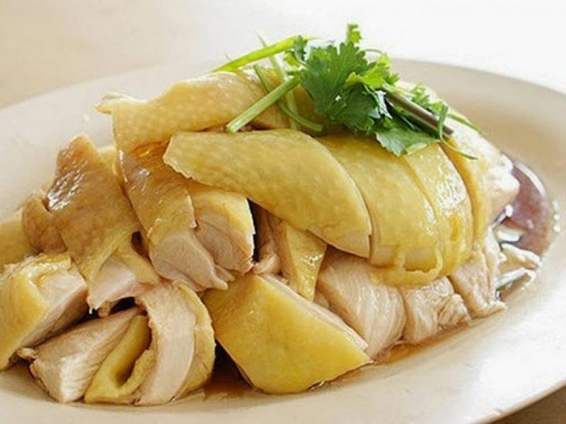 Môi mới xăm lỡ ăn thịt gà có sao không? Một số thực phẩm cần tránh khi xăm 1 Người xăm môi lỡ ăn thịt gà có sao không là điều rất nhiều người khi xăm quan tâm