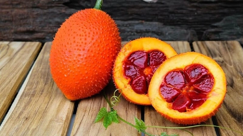 xam_moi_boi_dau_gac_duoc_khong_1_95d1a9cd0d Xăm môi bôi dầu gấc được không? Công dụng tuyệt vời của dầu gấc 1
