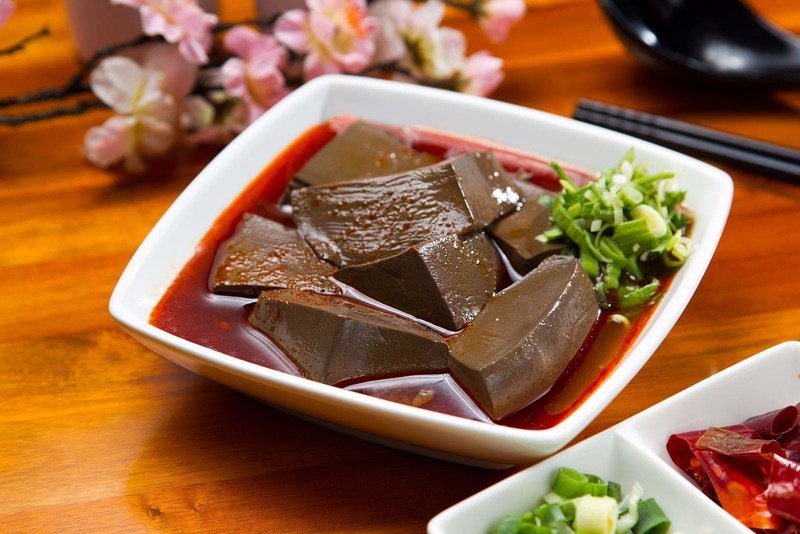 xam_moi_co_an_duoc_tiet_luoc_khong_1_a7e982e827 xăm môi có ăn được tiết luộc không 1