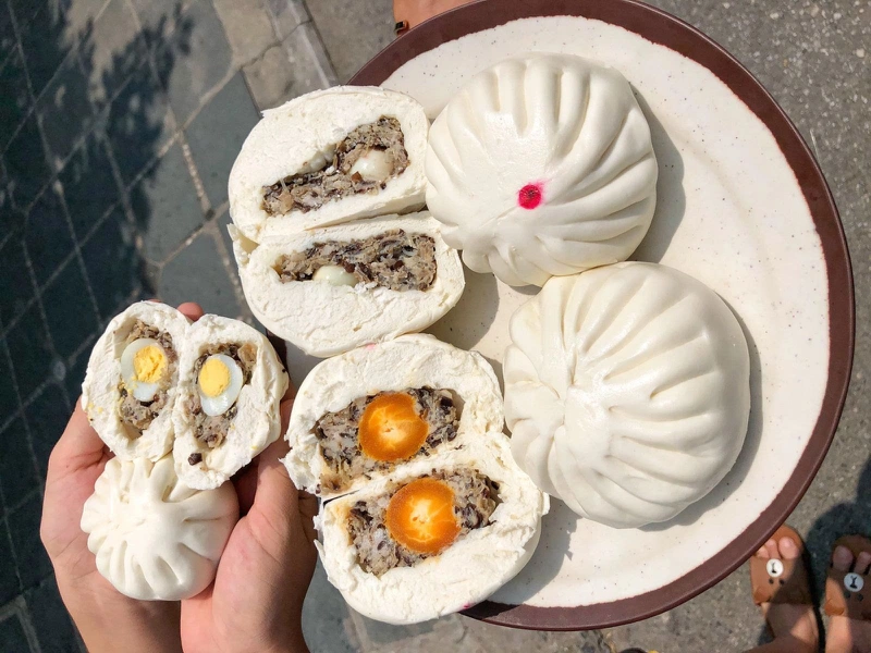 xam_moi_co_duoc_an_banh_bao_khong_2_684d9de1c1-1 xăm môi có được ăn bánh bao không 2