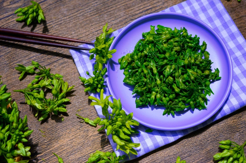 xam_moi_co_duoc_an_canh_cua_khong_4_32b6b91c97 Xăm môi có được ăn canh cua không? 4