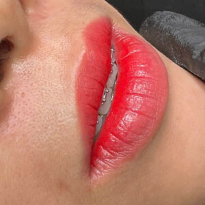 Môi mỏng có phun được không? Bí kíp cho môi siêu mỏng