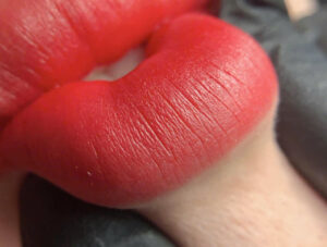 Phun môi lần đầu: Checklist 7 bước để không hối hận