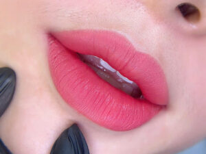 Màu môi thời thượng 2026: Phun xong là auto đẹp ảnh