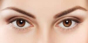 Tướng mắt dê đẹp hay xấu? Nhân tướng học nói gì về mắt dê?