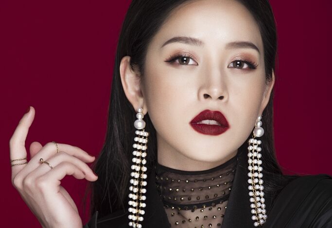 So sánh phun môi màu đỏ cam và đỏ rượu: Nên chọn màu nào đẹp hơn? 2 Phun môi màu đỏ rượu vang
