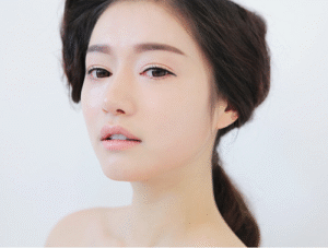 3 dáng mày giúp gương mặt sang hơn: bí mật khiến phụ nữ hiện đại trở nên cuốn hút 2 Lông mày xăm bị phá tướng là gì?