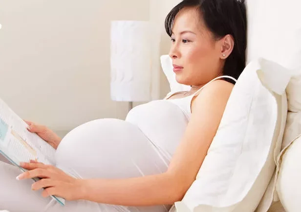 Có bầu cắt mí mắt được không? Lưu ý cho mẹ bầu 2 co bau cat mi duoc khong 2 e1758689700373