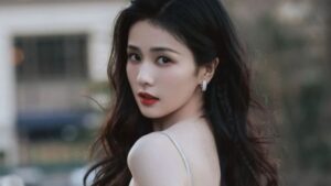 phun môi ảnh hưởng đến tướng số phong thủy