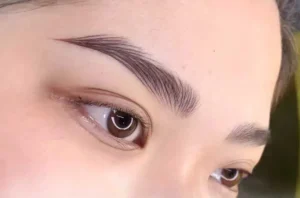 So sánh các kỹ thuật phun chân mày: Ombre – Hairstroke – Điêu khắc