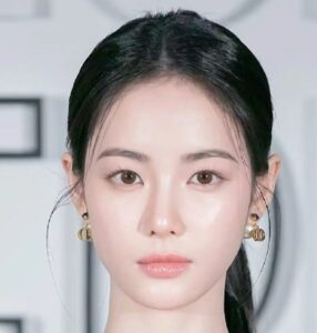 Vì sao phun lông mày màu đen bị trổ xanh?