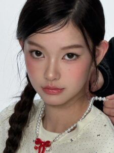 Phun lông mày nâu cà phê là gì?