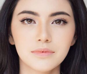 Ý nghĩa tướng số của dáng lông mày thanh tú ở nam, nữ