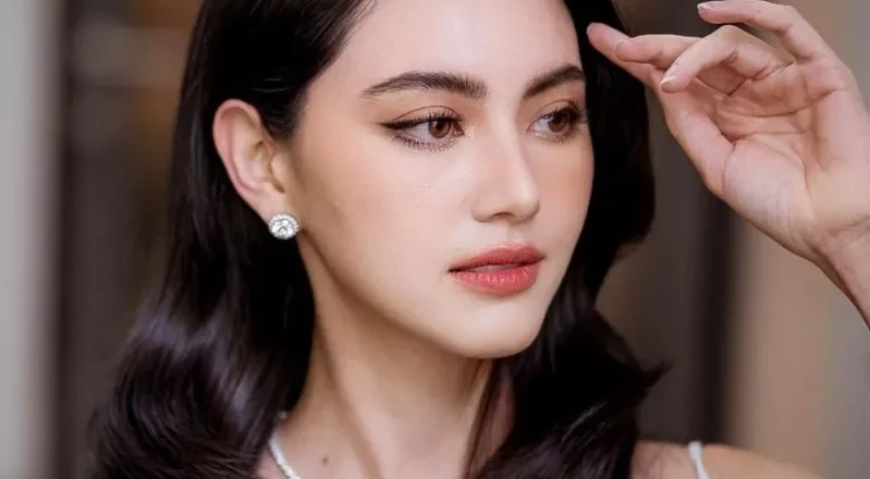 Luận giải tướng số nam nữ có lông mày chữ bát? Tốt hay xấu? 7 long may chu bat 7 e1758945624602