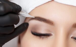 Xăm lông mày màu nâu socola