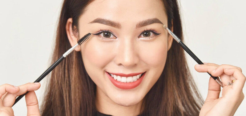 Có nên phun mí khi đang điều trị cận thị/loạn thị? 2 long may thanh tu 9 e1758978585439