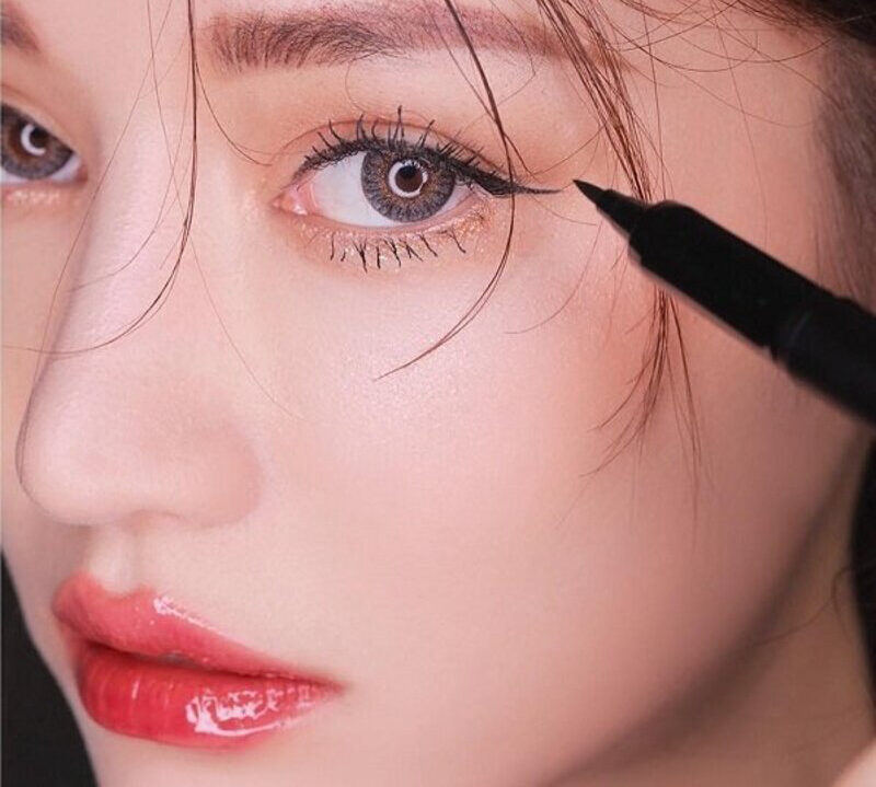 Sự tiến hoá của eyeliner thành phun mí 1 mi mat dep 15 e1758635200416
