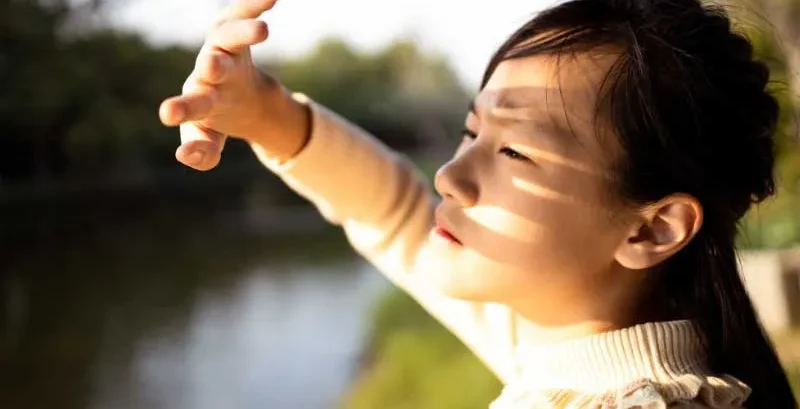 Nguyên nhân môi trên thâm môi dưới hồng và cách cải thiện 2 moi tren tham moi duoi hong 2 685e4ce73c388 e1757582406860