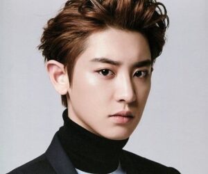 Nhấn mí nam giới là gì? Khác biệt gì so với nữ giới?