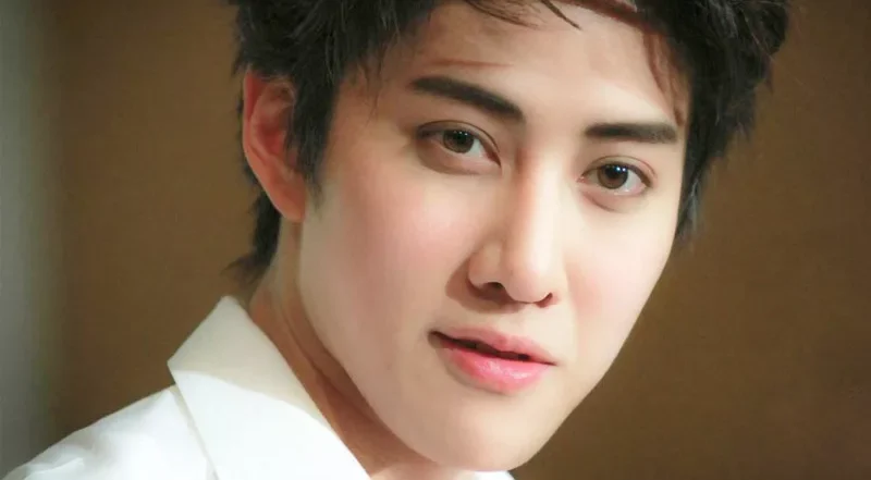 Nhấn mí nam giới là gì? Khác biệt gì so với nữ giới? 2 nhan mi nam 17 e1758703255496