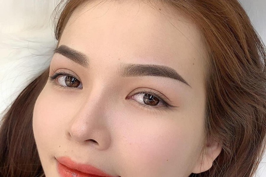 phun mày ombre
