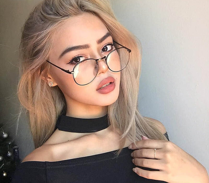 Xăm môi màu hồng đất cho nàng đôi môi gợi cảm và quyến rũ 7 phun moi mau hong dat 7 e1757836332808