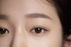 Phun mí mở tròng là gì?