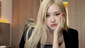 Phun mí mắt màu nâu đen là gì?