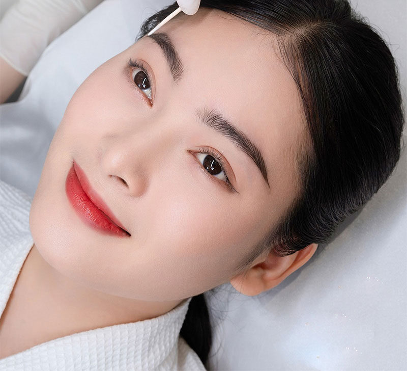 Những cách sửa dáng lông mày đã phun đơn giản, hiệu quả 1 sua dang long may da phun 1 e1758972292867