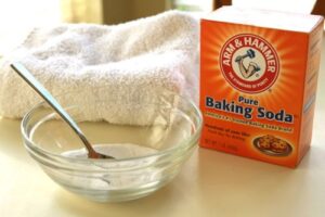 trị thâm môi bằng Baking Soda