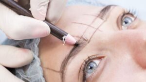 Cách xác định tỉ lệ lông mày chuẩn và chính xác nhất