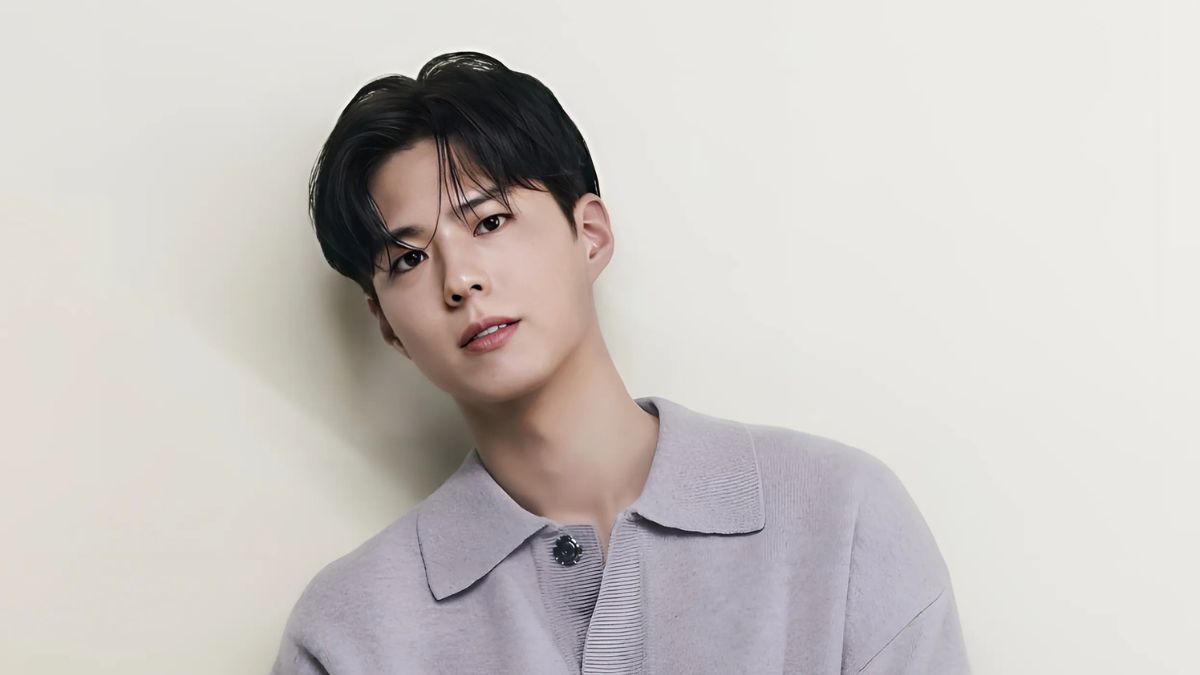 Hairstroke chân mày nam có hợp với đàn ông trung niên không? 1 Hairstroke chân mày nam là gì?