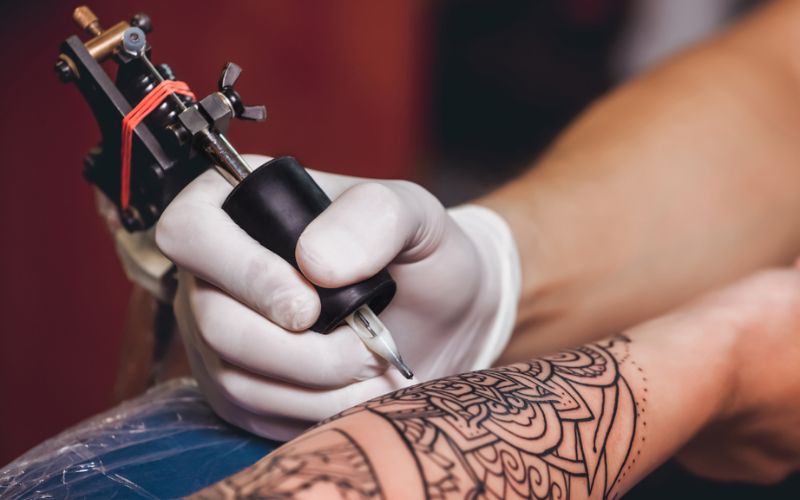 Vừa xăm xong cần kiêng gì Vừa xăm xong cần kiêng gì