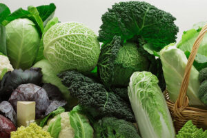 Xăm môi ăn được rau gì