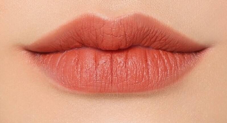 Bảng màu phun môi đẹp phù hợp xu hướng cuối năm 2025 15 xam moi mau hong cam 04 667be90406b07 e1763958440438