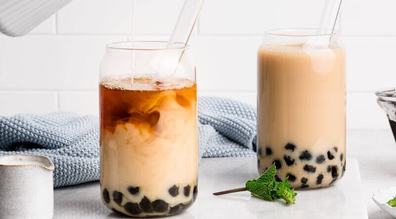 Xăm môi uống trà được không? Cần kiêng trong bao lâu? 4 xam moi uong tra duoc khong 4 663dd610a6bb7 e1757747218263