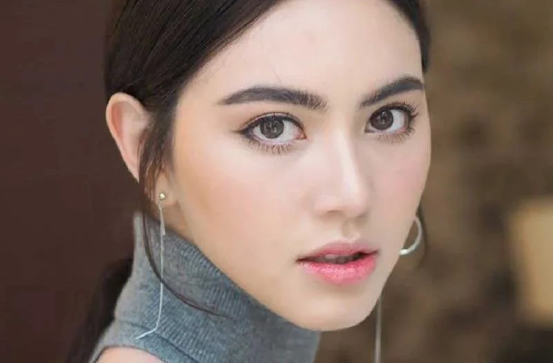 Giải mã 23 tướng lông mày phụ nữ dự đoán vận mệnh 7 xem tuong long may phu nu 7 e1758942334112