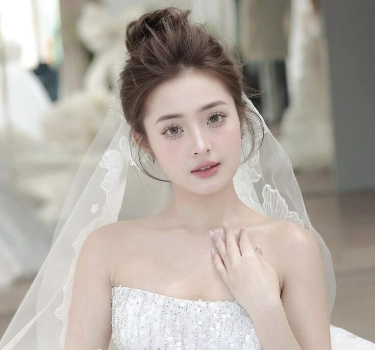 cô dâu có nên khử thâm môi