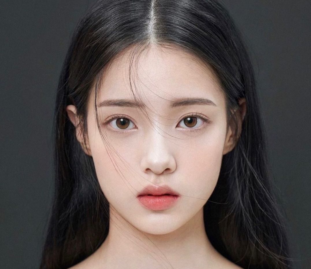 Tại sao dáng phun mí mảnh lại phù hợp với khuôn mặt baby face? 3 Tại sao dáng phun mí mảnh lại phù hợp với khuôn mặt baby face?