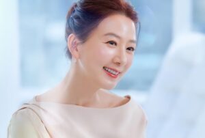 Vì sao phun môi là “liệu pháp tự tin” của phụ nữ tuổi 30+