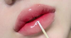 Xu hướng tone môi bán trong suốt – làn da sáng nào hợp nhất?