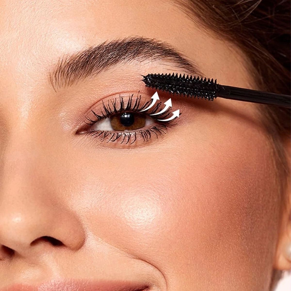 Dùng mascara sau uốn mi: có cần thiết không? 2 53821aef382f75840584220edc6008f0