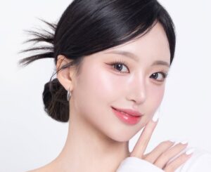 Chọn màu môi theo tính cách – cô gái nhẹ nhàng nên tránh màu nào?