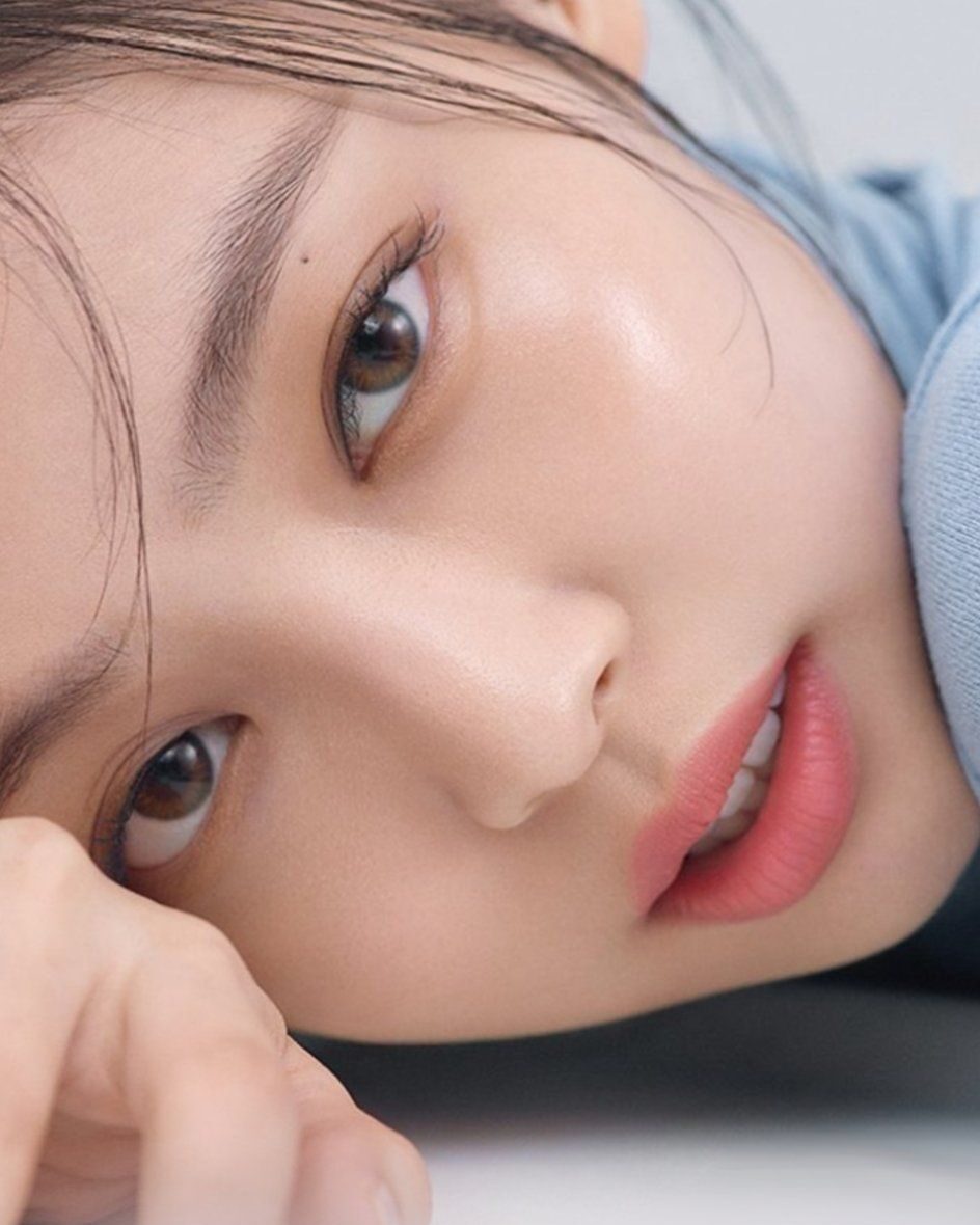 “Tâm lý làm mới bản thân” – vì sao phun môi giúp bạn tự tin hơn thật sự? 1 “Tâm lý làm mới bản thân” – vì sao phun môi giúp bạn tự tin hơn thật sự?