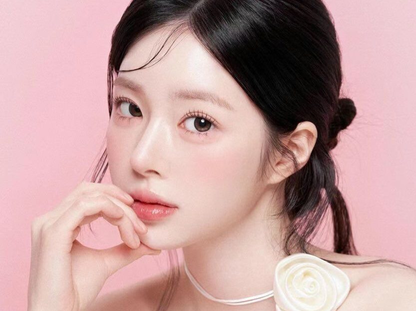 Màu phun môi và năng lượng nữ tính – tone nào khiến bạn thu hút hơn?