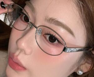 Gen Z coi phun mí là “tiểu phẫu sống ảo” như thế nào?