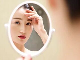 “Phun mí minimal” – trào lưu làm đẹp mới của dân văn phòng? 3 a409b2874bf296899232c4bccec2d083 e1759824171727